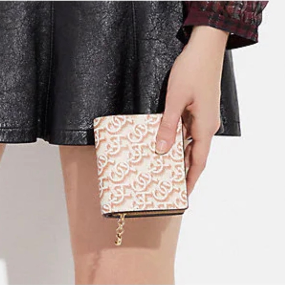 ❌SOLD❌RTC-NWT Coach Madi Crossbody Bag & Wallet Gold/Chalk Signature Monogra… - Picture 7 of 15